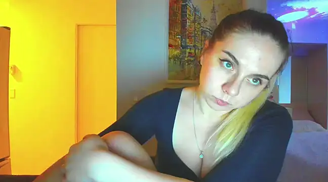 HappyIva online show from January 2025 11:12:01 PM