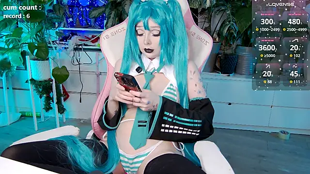 cutelittlepuff online show from March 2026 04:04:01 PM