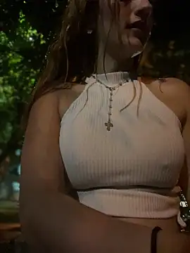 Samantha bigboobs online show from March 2025 01:00:02 AM