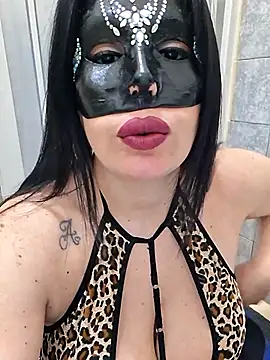 desyree89 online show from December 2025 04:30:01 AM