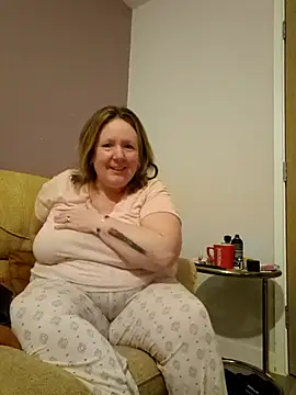 Snapshot of curvy_girl71 chatting on January 2025 06:41:02 PM curvy girl71 online show from January 2025 06:41:02 PM