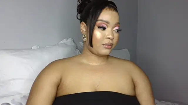 Snapshot of sexytinashe21 chatting on September 2025 10:21:01 PM sexytinashe21 online show from September 2025 10:21:01 PM