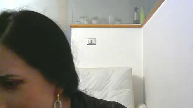 amabel zambrano online show from January 2025 08:40:01 AM
