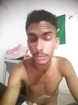 MagrinhoSaradoo online show from February 2025 11:25:02 PM