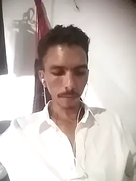 MagrinhoSaradoo online show from February 2025 09:48:01 PM