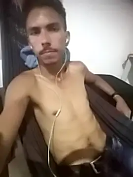 MagrinhoSaradoo online show from March 2025 06:41:02 PM