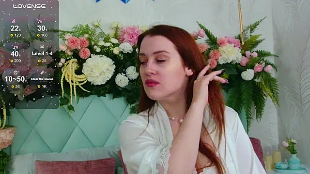 EllieGarson online show from October 2025 05:10:02 PM