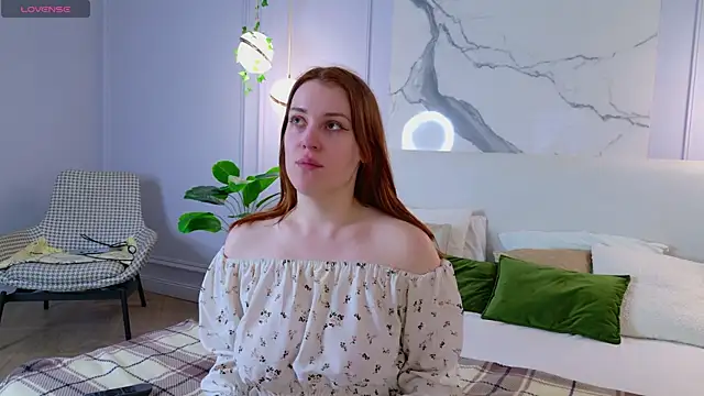 EllieGarson online show from June 2026 05:03:04 PM