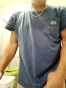 Snapshot of aigledauphin chatting on September 2025 05:34:01 AM aigledauphin online show from September 2025 05:34:01 AM