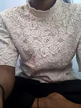 Snapshot of Barbie_183 chatting on March 2025 10:28:02 AM Barbie 183 online show from March 2025 10:28:02 AM