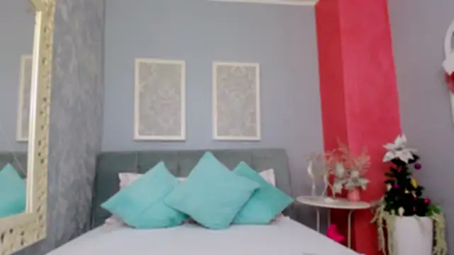 Snapshot of LustyRosee chatting on December 2025 07:03:01 AM LustyRosee online show from December 2025 07:03:01 AM