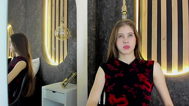 sara  jones gh online show from February 2025 10:55:01 PM