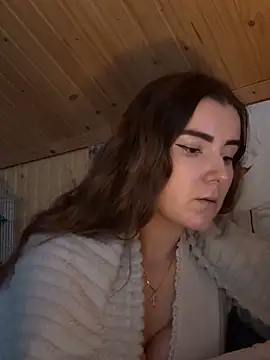 mewKate online show from December 2025 01:27:01 PM