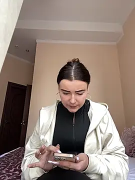 mewKate online show from March 2026 01:16:02 PM