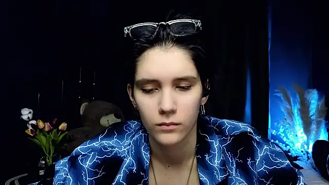 Snapshot of Hyeon_Jin chatting on March 2025 07:27:02 PM Hyeon Jin online show from March 2025 07:27:02 PM