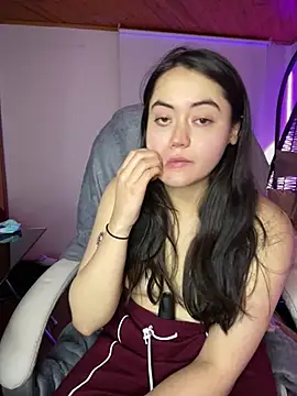 Camila pinkk online show from April 2026 07:58:02 PM