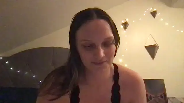 Snapshot of justpeachybaby chatting on February 2025 04:57:01 AM justpeachybaby online show from February 2025 04:57:01 AM