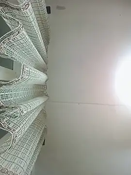 Lauren Amabel online show from April 2026 05:58:01 PM