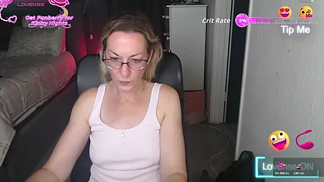 boeslaboes1 online show from December 2025 06:25:01 PM