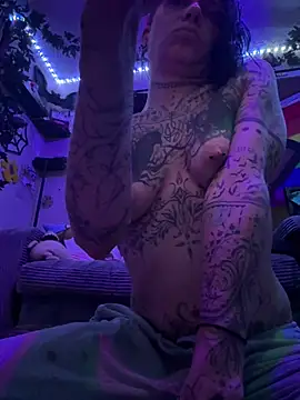 trashbrat online show from April 2026 11:06:01 AM