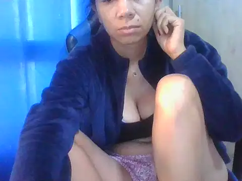 Danielagomez33 online show from February 2026 12:44:02 PM