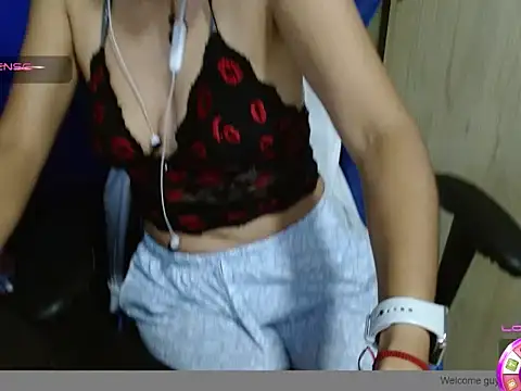 Danielagomez33 online show from March 2026 12:49:02 AM