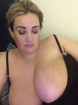 VikiiStoun online show from March 2025 01:59:02 AM