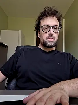 littlehairyman online show from March 2025 11:29:02 AM