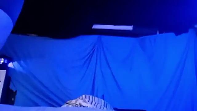 Snapshot of hesjustafriend chatting on January 2026 07:13:02 AM hesjustafriend online show from January 2026 07:13:02 AM