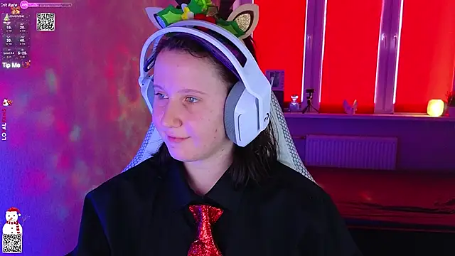 mon lola online show from December 2025 08:52:01 AM