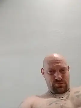 Snapshot of jayjay198080 chatting on January 2025 03:47:01 PM jayjay198080 online show from January 2025 03:47:01 PM