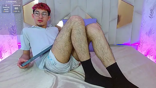 Axel tay online show from September 2025 03:18:02 AM