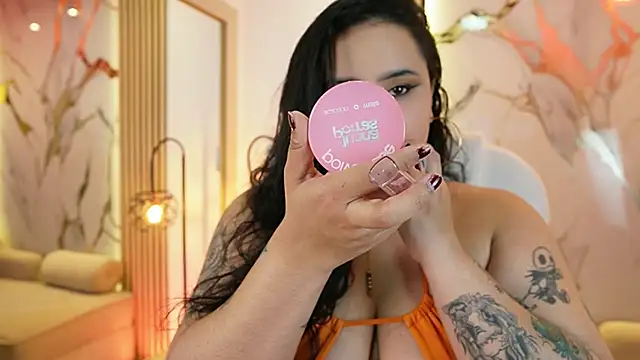 Emma Walkerr  online show from February 2026 07:06:02 PM