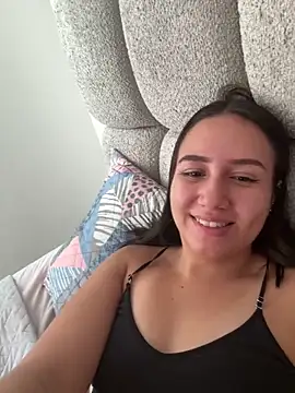 Jullya x online show from March 2026 04:01:02 PM