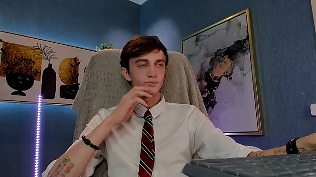 John Weasley online show from November 2025 01:59:02 PM