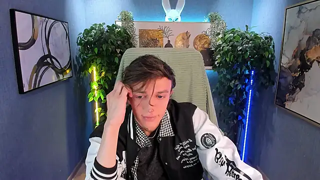 John Weasley online show from January 2026 01:06:02 PM