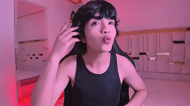 AllanYong18 online show from March 2025 07:46:02 AM