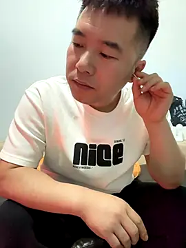 zxb757369 online show from October 2025 10:44:01 AM