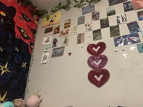 Snapshot of Rubyred2369 chatting on February 2025 07:07:01 PM Rubyred2369 online show from February 2025 07:07:01 PM