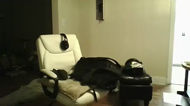 MrDaddyBbSnake online show from November 2025 12:38:02 AM