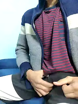 Snapshot of TOPMOON001 chatting on January 2025 11:34:01 AM TOPMOON001 online show from January 2025 11:34:01 AM