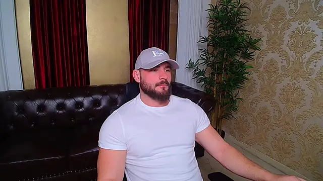 AdamJamesonn online show from November 2025 06:00:02 AM