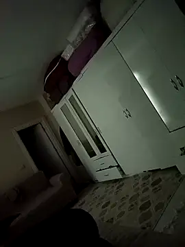 Snapshot of senle12ben chatting on January 2025 07:00:02 PM senle12ben online show from January 2025 07:00:02 PM