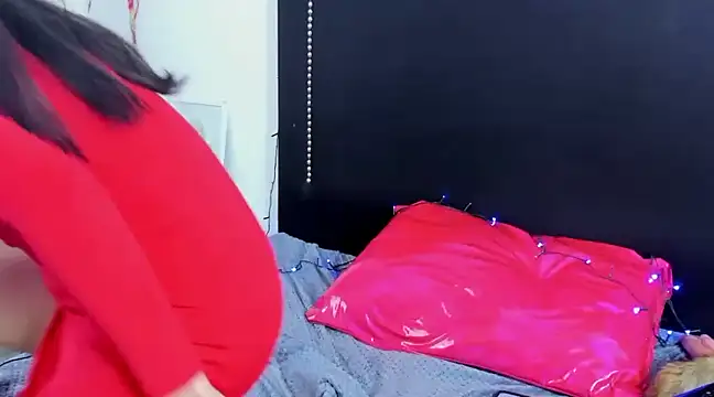 Snapshot of Cleo_Hott chatting on March 2025 12:25:02 PM Cleo Hott online show from March 2025 12:25:02 PM