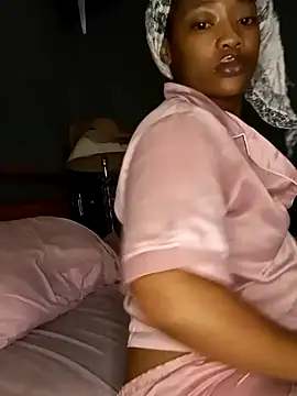 CaramelsexyCake online show from December 2025 09:02:01 PM