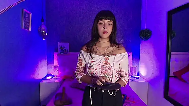 gabriela cortez online show from March 2025 07:46:02 PM