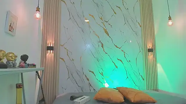 gabriela cortez online show from February 2026 12:31:01 PM