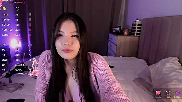 Snapshot of marin_light chatting on January 2026 01:08:02 AM marin light online show from January 2026 01:08:02 AM