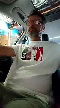 Snapshot of itsmeyes69 chatting on February 2025 08:33:02 PM itsmeyes69 online show from February 2025 08:33:02 PM