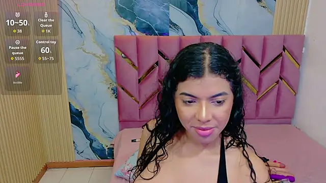 Snapshot of hotiergirl chatting on May 2026 12:00:02 PM hotiergirl online show from May 2026 12:00:02 PM